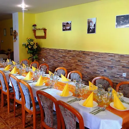 بيت ضيافة Centrum Sklené Teplice